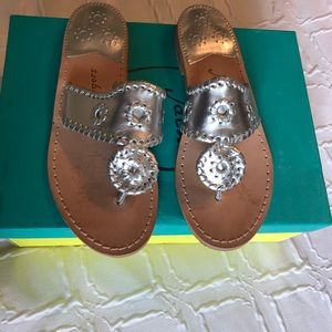 Jack Rogers Navajo Sandal in Silver, sz 6.5